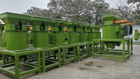 vertical type crusher for biomass pellets